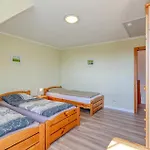2 Bedroom Stunning Home In Toenning *